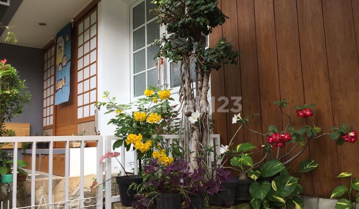 Semi-Furnished Split-Level House Ready to Occupy in Bintaro Jaya 2