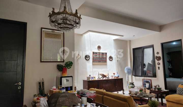 Rumah satu lantai Semi Furnished di sektor 9 bintaro jaya