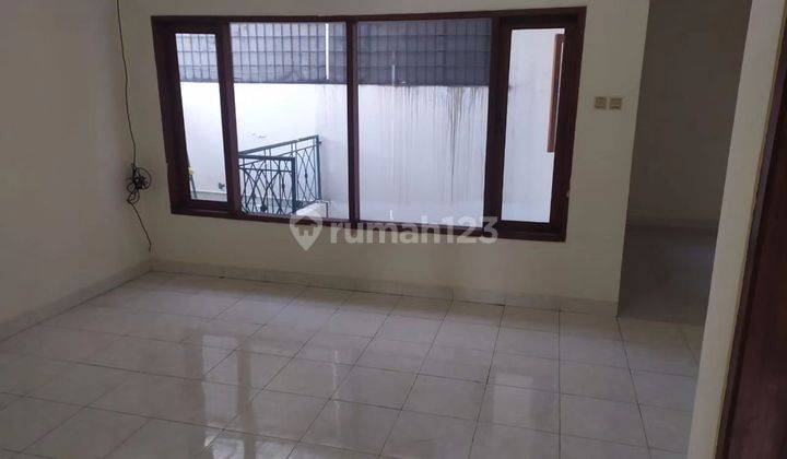 Rumah hook dalam cluster di alam sutera tangerang 2