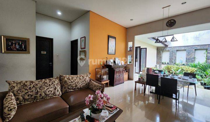 Rumah bagus terawat  di sektor 9 bintaro jaya tangerang selatan 2