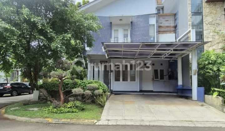 3-Story Semi-Furnished Corner House in Bintaro Jaya Sector 9