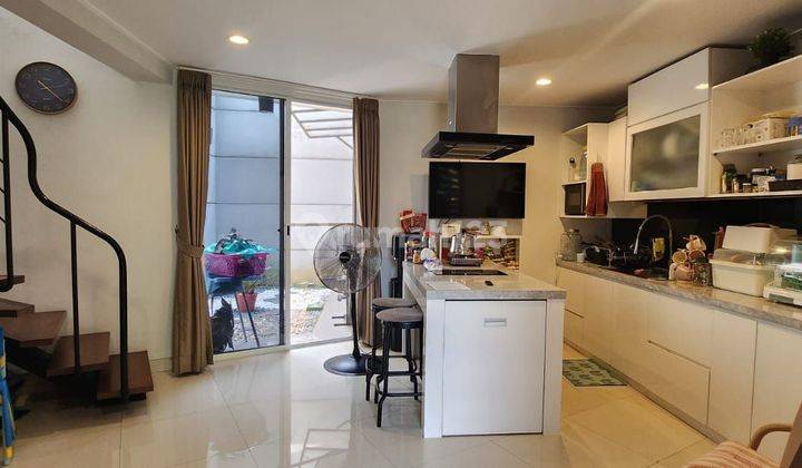 Rumah 3 Lantai Furnished Di Bintaro Jaya Tangerang Selatan 2