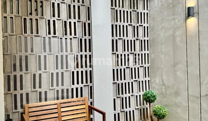 Rumah Semi Furnished Harga Bagus Dalam Cluster di Bintaro Jaya 2