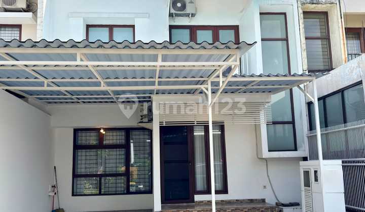 Rumah Minimalis Modern Semi Furnished Lokasi di Bintaro Jaya