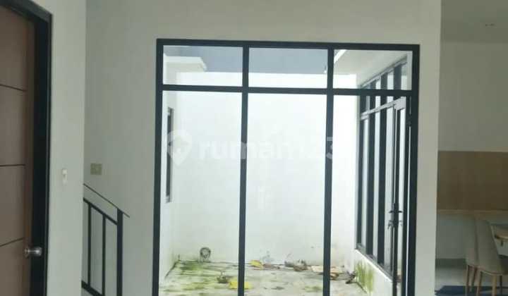 Rumah Baru2 Lantai Harga Dibawah Pasar Lokasi Strategis di BSD 2