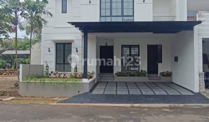 New American Classic Design House in Bintaro Jaya Sector 9