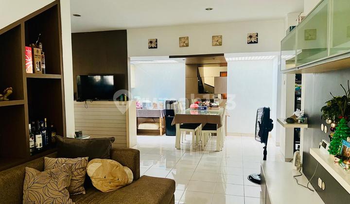 Rumah Sudah Renovasi Siap Huni Akses Jalan Utama Di Bintaro