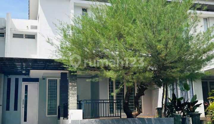 House in an Exclusive Cluster Near Fresh Market in Bintaro