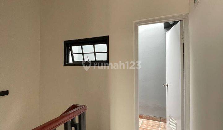 Rumah Mewah Clasic 2lt Harga Terjangkau 10mnt Ke Stasiun Ui Depok 5