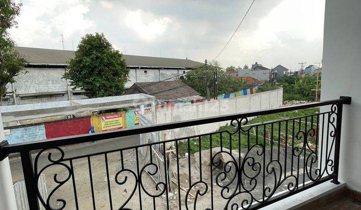 Rumah Mewah Clasic 2lt Harga Terjangkau 10mnt Ke Stasiun Ui Depok 3