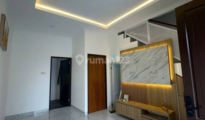 Rumah Modern Pinggir Jln Raya Depok Cuma 10m Ke Tol Cimanggis 2