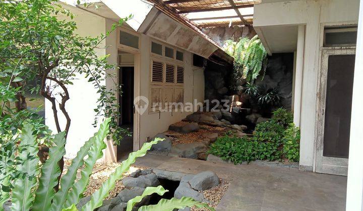 Rumah Strategis  di Jalan Wijaya - Kebayoran Baru, Jakarta Selatan 2