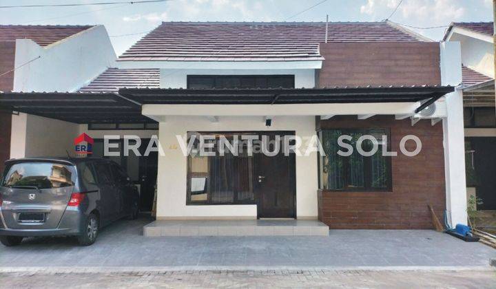 Rumah Cluster Kawasan Berkembang Solobaru 1