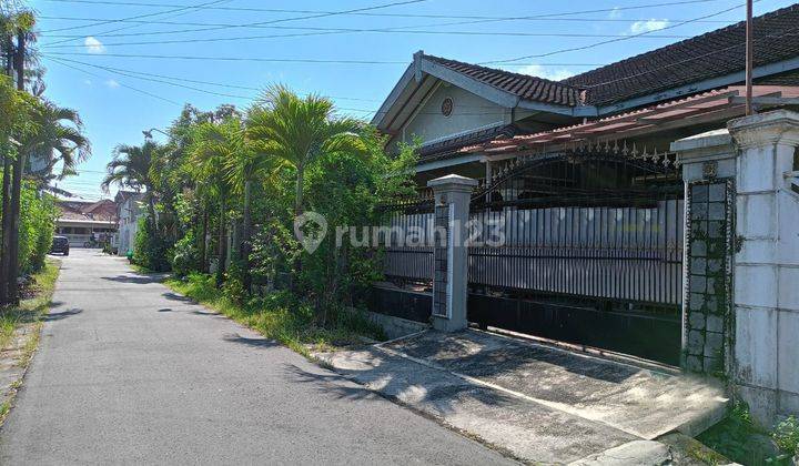 Rumah Mewah Sumber Solo 23