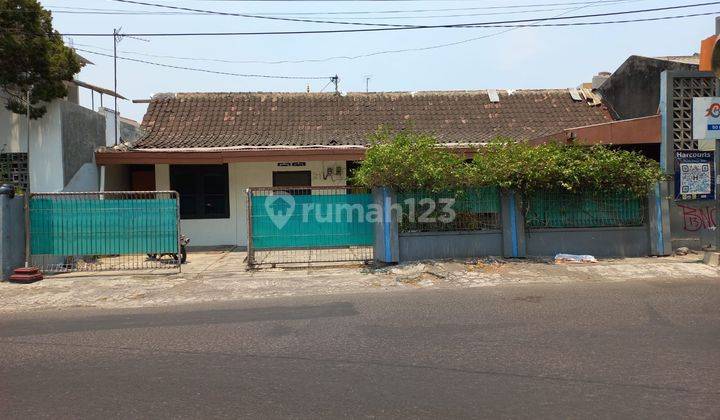 Rumah Strategis Tengah Kota Solo 2