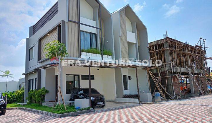 Rumah Cluster Pesan Bangun Gentan 1