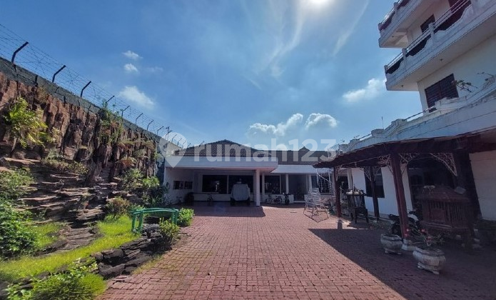 Rumah Mewah Laweyan Solo 2