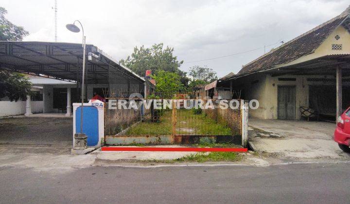 Rumah Lama Strategis Kebakkramat Karanganyar 1