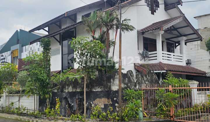 Di Jual Rumah Hook Siap Huni di Manyar Tirtoasri Surabaya Timur Di Jual Rumah Hook Siap Huni di Manyar Tirtoasri Surabaya Timur