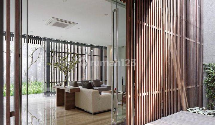 RUMAH MEWAH PATAL SENAYAN 2 LANTAI 1