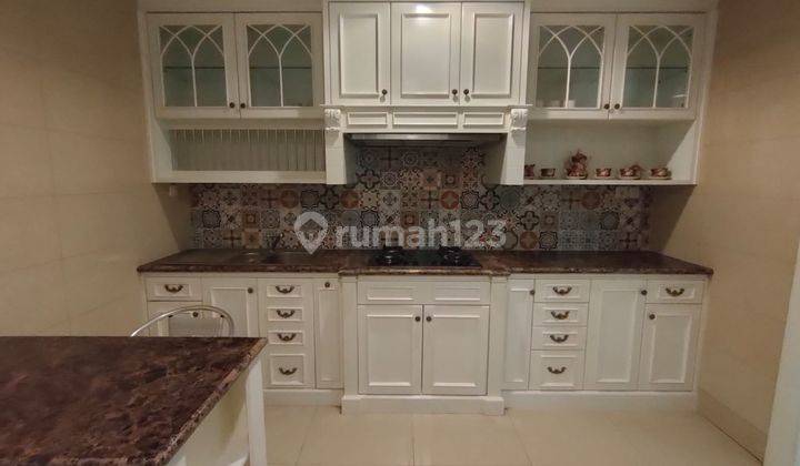 APARTEMEN SENAYAN CITY 3BR SIZE 207SQM 18