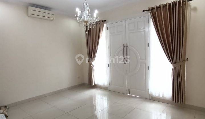 FOR RENT HOUSE - COCOK UNTUK KANTOR ATAU RUMAH TINGGAL.  4