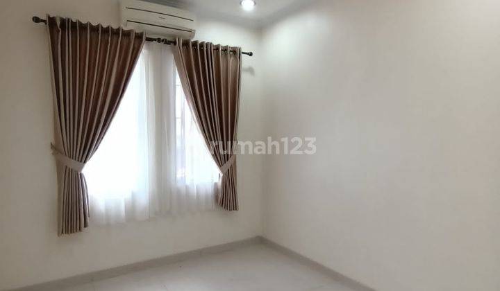FOR RENT HOUSE - COCOK UNTUK KANTOR ATAU RUMAH TINGGAL.  11