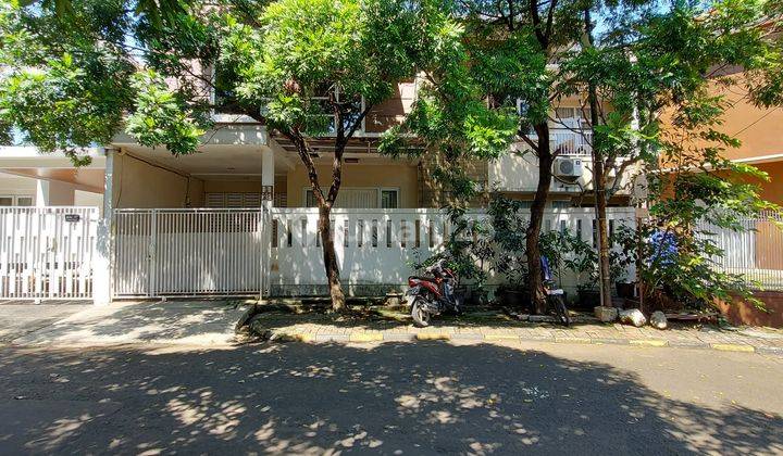 DIJUAL RUMAH CANTIK SIAP HUNI BINTARO JAYA  1