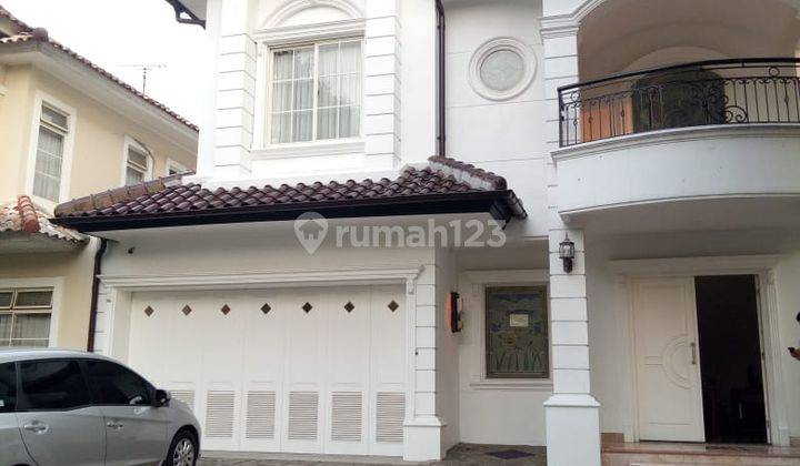 Rumah Furnished Ukuran Luas Terawat Dan Siap Huni 1