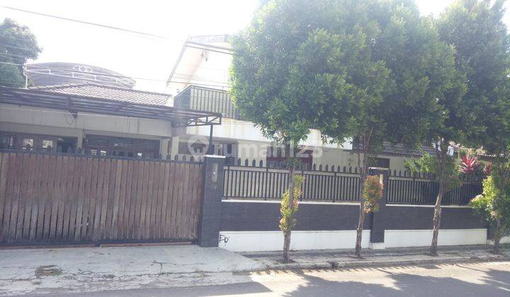 Rumah 2 Lantai di Pesanggrahan, Bintaro. Taman Depan Samping Belakang 1