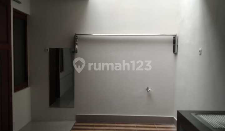 3-Bedroom House in Taman Parahyangan 2