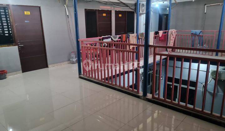 Rumah Kostan 4 Lantai Bagus Furnished SHM di Jl Makaliwe Grogol , Jakarta Barat 2