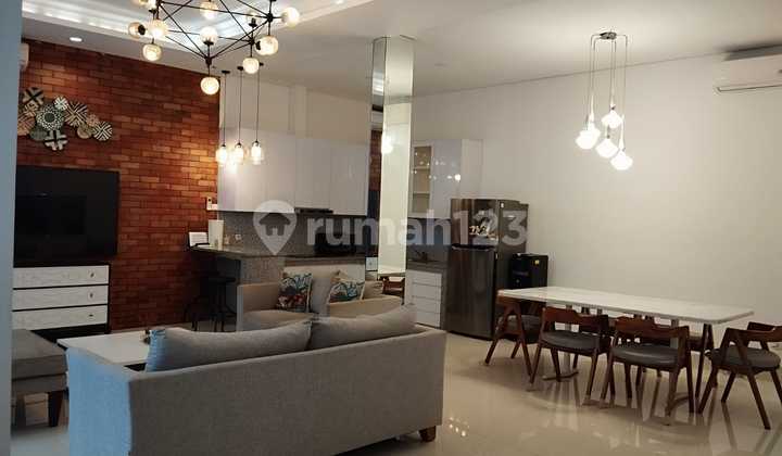 Rumah Kontrakan Furnished Bagus Menteng, Jakarta Pusat SHM 440m2 utara 4 kamar siap huni Rumah Kontrakan Furnished Bagus Menteng, Jakarta Pusat SHM 440m2 utara 4 kamar siap huni