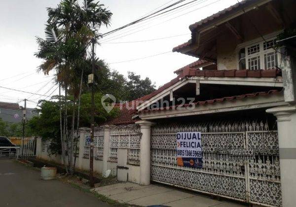 Rumah 2 Lantai Bagus Sertifikat Hak Milik di Jl. Satria Raya, Jakarta Timur 1