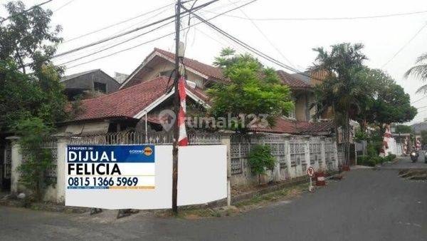 Rumah 2 Lantai Bagus Sertifikat Hak Milik di Jl. Satria Raya, Jakarta Timur 2