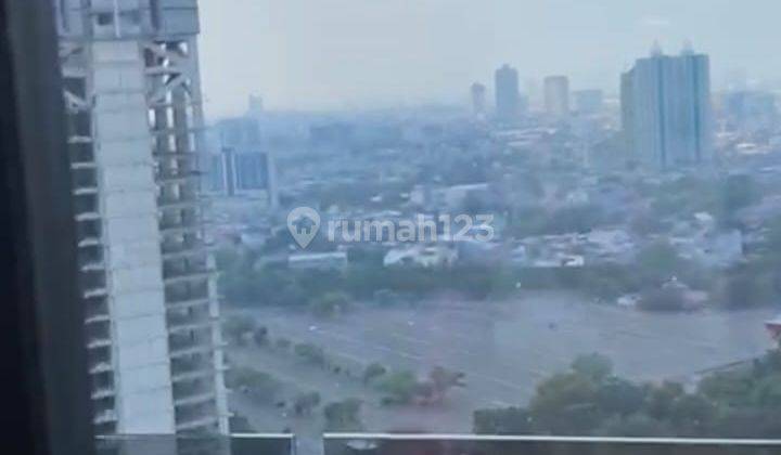 Menara Jakarta Kemayoran Apartemen,jual Rugi,brand New, 76m2 , Semi Furnish, 3br  2