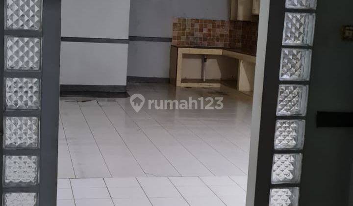 Rumah Strategis Di Pinggir Jalan Daerah Cengkareng 1