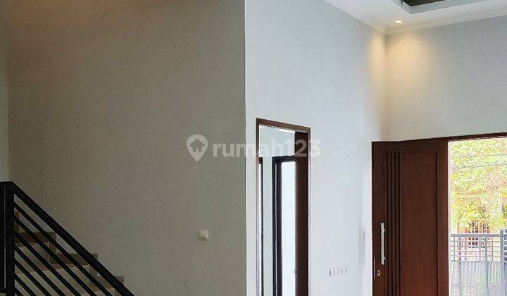 Rumah 3 Lantai Unfurnished SHM di Jl Kelapa Nias, Jakarta Utara 2