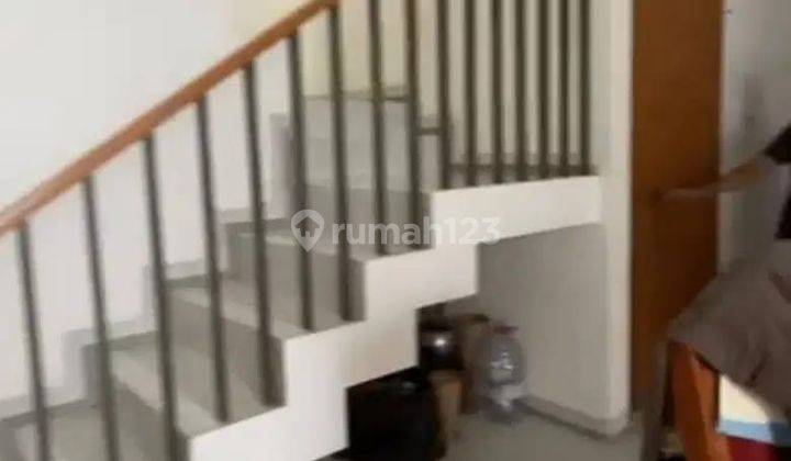 Rumah 2 Lantai Bagus Unfurnished SHM di Pulo Asem, Jakarta Timur 2