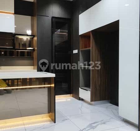 Ivory Pendawa Semi Furnished House Good SHM Kelapa Gading, North Jakarta