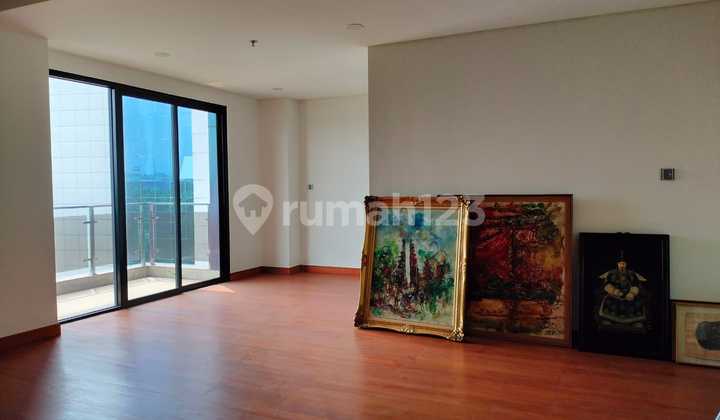 Cikini Menteng Nice Apartment 3 Bedrooms Unfurnished Private Floor