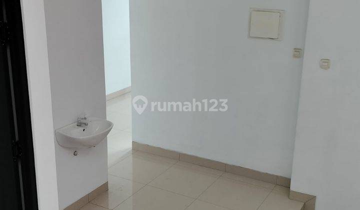 Rumah 2 Lantai Baru Unfurnished SHM di Kelapa Gading, Jakarta Utara 2