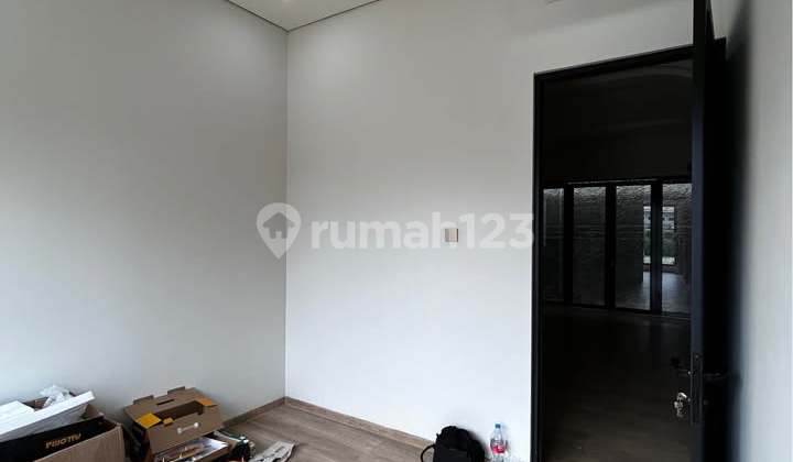 Rumah Unfurnished Bagus Jatimulya, Bekasi SHM 2