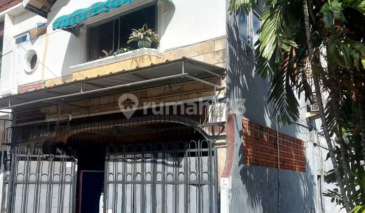 Rumah Cempaka Putih Jakpus, 150M2, 2 Lantai, 4 Kamar, SHM, Dekat Akses Tol