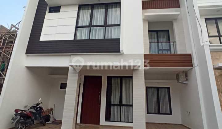 Strategic New Cluster House in Rawamangun, East Jakarta