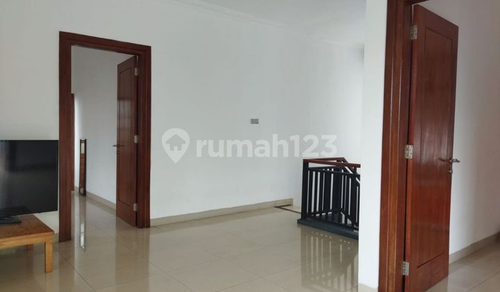 Ready-to-Occupy Hook House Spacious Greenery in Riverside Golf Hill Cibubur Bogor 2