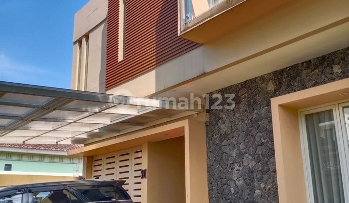 House with Mountain View S'pool Cluster Foremost in Sentul City Bogor 2