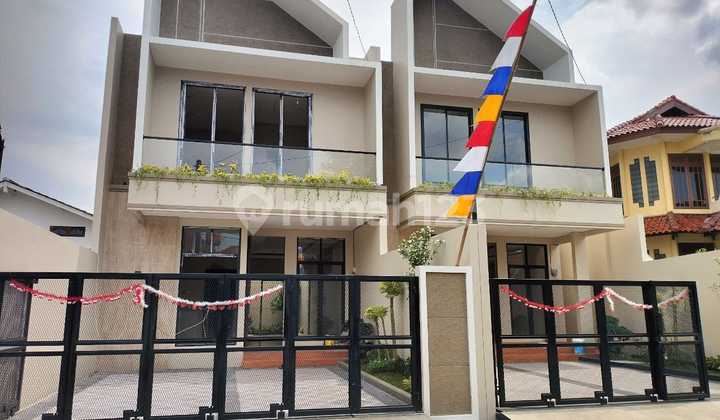 Rumah Baru Komplek Dekat LRT Toll di Jatibening Bekasi