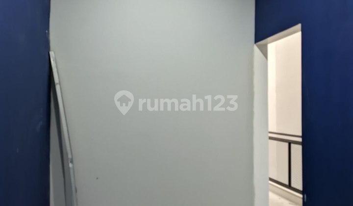 New House Progress 3 Floors Strategic Location in Utan Kayu, East Jakarta 2