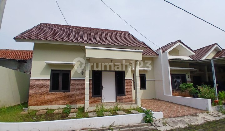 Rumah Baru Siap Huni Cluster Toll Jorr di Jatiasih Bekasi 2